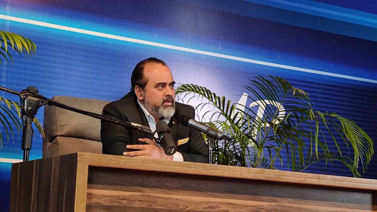 हमारे ग्रंथ ही हमें सत्य से मिलाने का काम करते हैं- आचार्य प्रशान्त